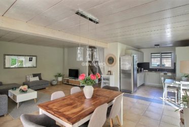 VENDUE (Très charmante villa avec piscine)