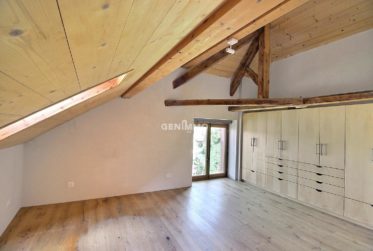 Charmant Triplex rénové dans une bâtisse historique
