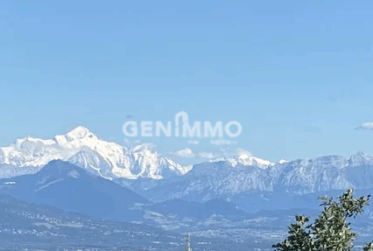 EN EXCLUSIVITE ...Charmant appartement 4 Pièces - Dernier Étage avec Terrasse Tropézienne et Vue Dégagée