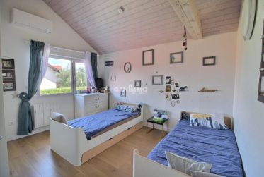 CHENS-SUR-LEMAN villa d'architecte