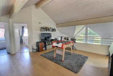 CHENS-SUR-LEMAN villa d'architecte