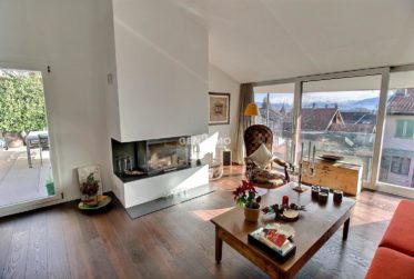 Appartement triplex avec studio indépendant