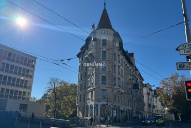 Dernier Étage dans un Immeuble Historique `"Saint-Jean"