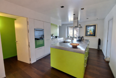 Appartement triplex avec studio indépendant