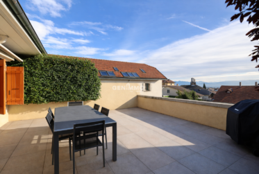 Appartement triplex avec studio indépendant