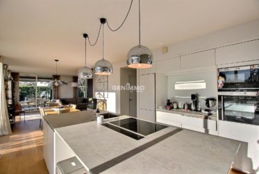 Superbe villa individuelle HPE dans un cadre calme et familial