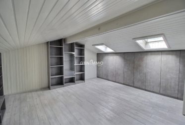 Très charmante villa contiguë à louer
