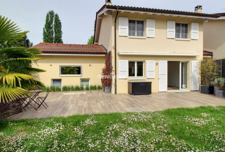 Très charmante villa contiguë à louer