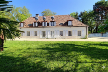 Domaine avec potentiel infini
