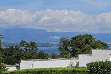 VILLA INDIVIDUELLE AVEC VUE LAC