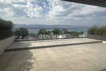 Vue panoramique sur le Lac