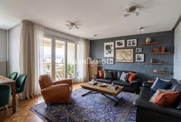 Appartement traversant avec magnifique vue lac