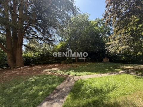 Appartement 4 pièces au calme dans un cadre verdoyant
